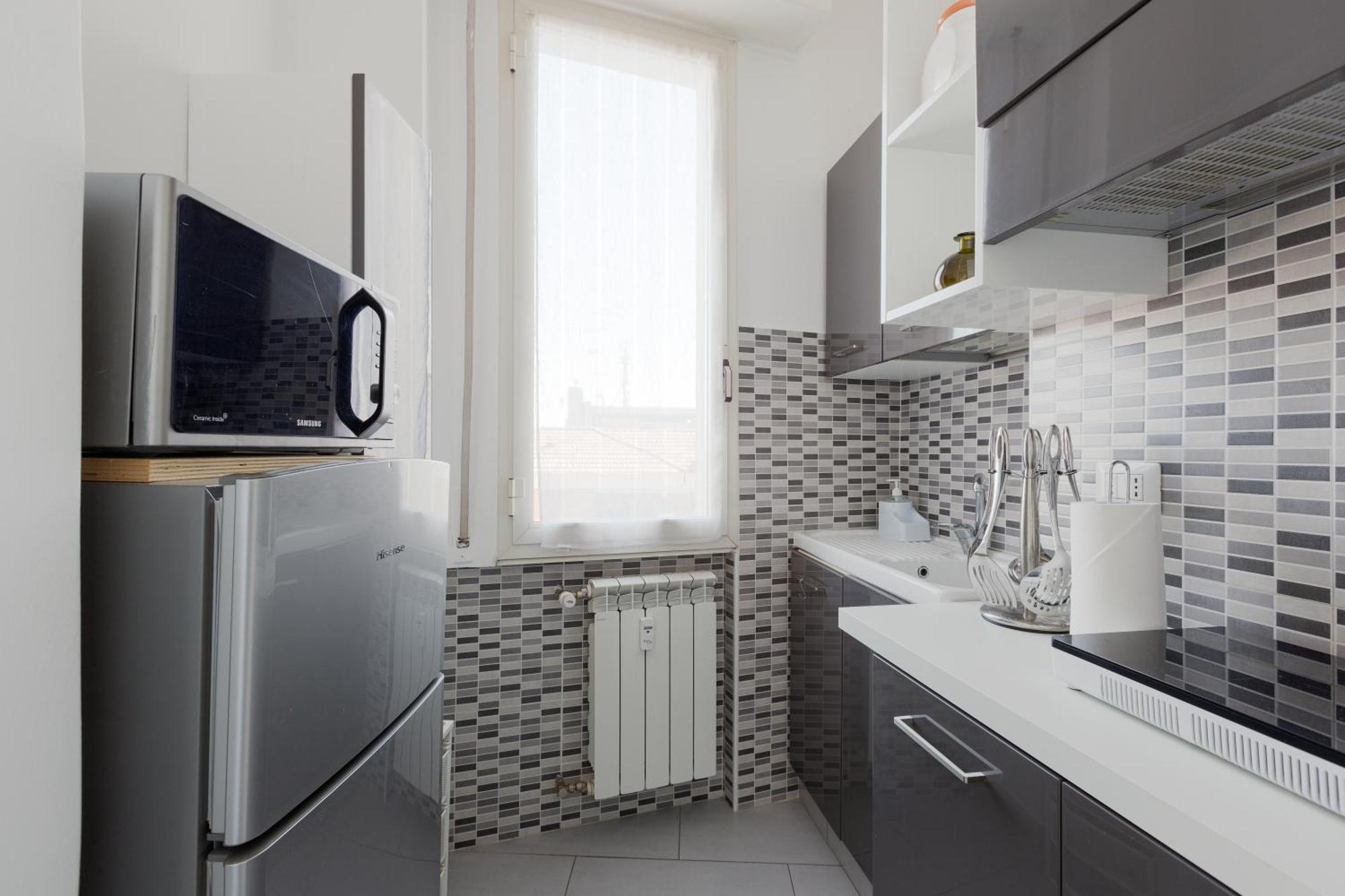 Bande Nere Mm1 - Modern With Balcony! Mailand